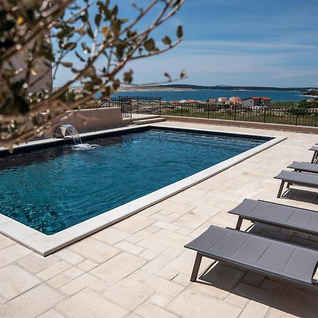 Kustići Bed & Breakfast Marta & Tona מראה חיצוני תמונה