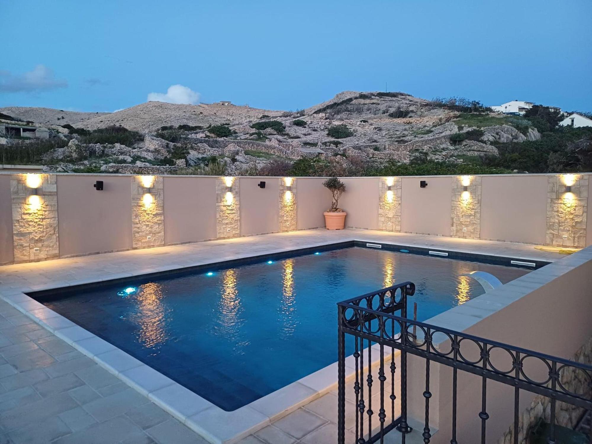Kustići Bed & Breakfast Marta & Tona מראה חיצוני תמונה
