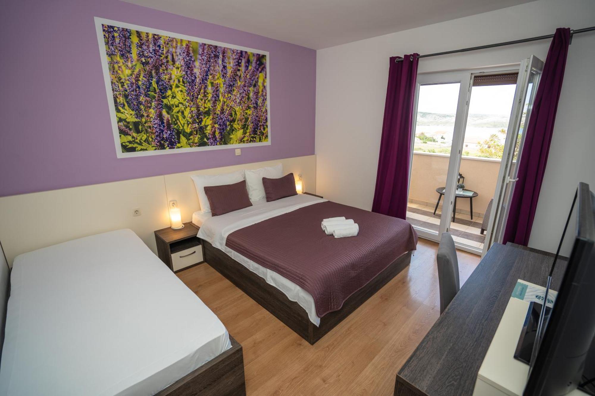 Kustići Bed & Breakfast Marta & Tona מראה חיצוני תמונה
