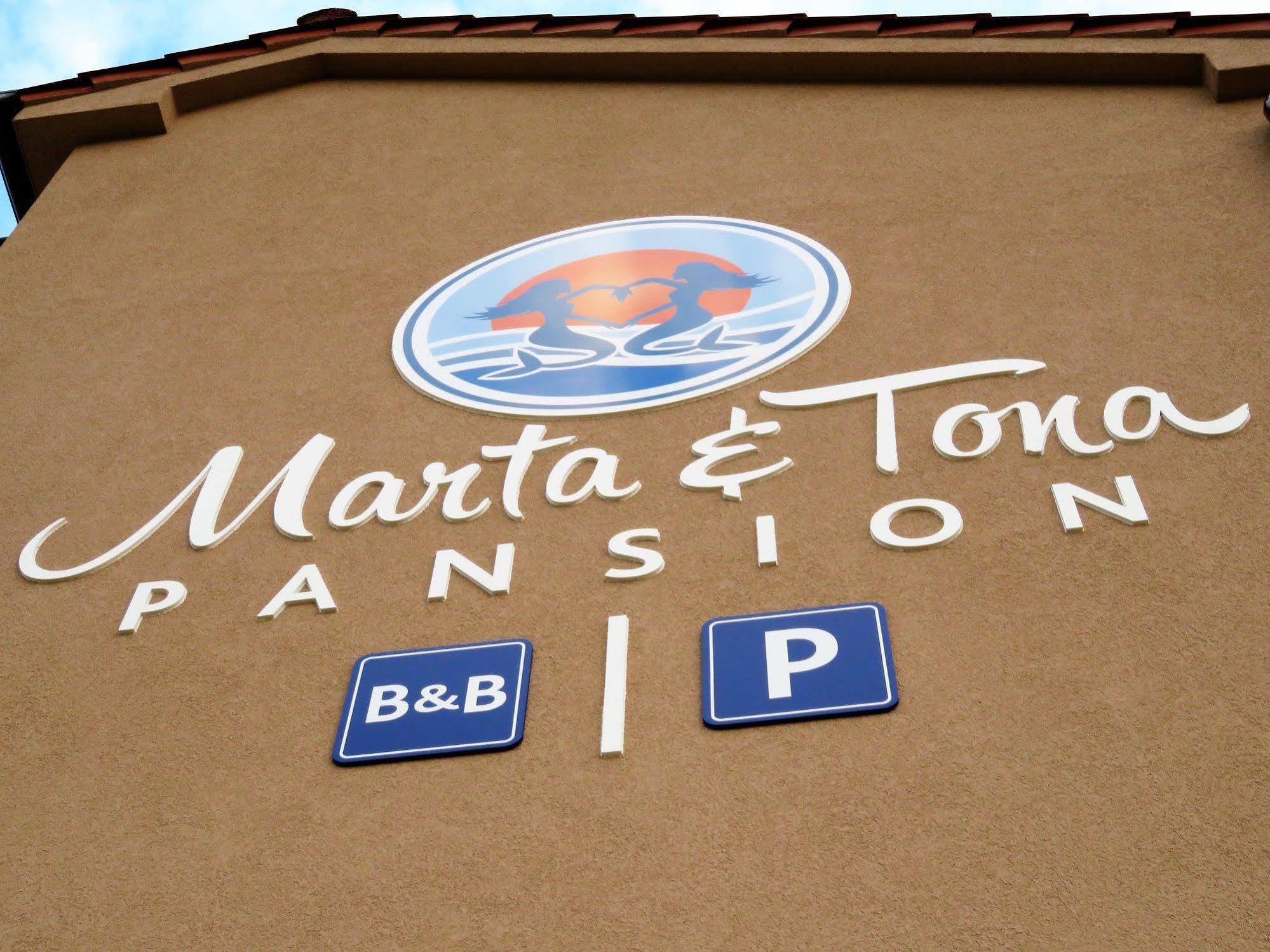 Kustići Bed & Breakfast Marta & Tona מראה חיצוני תמונה